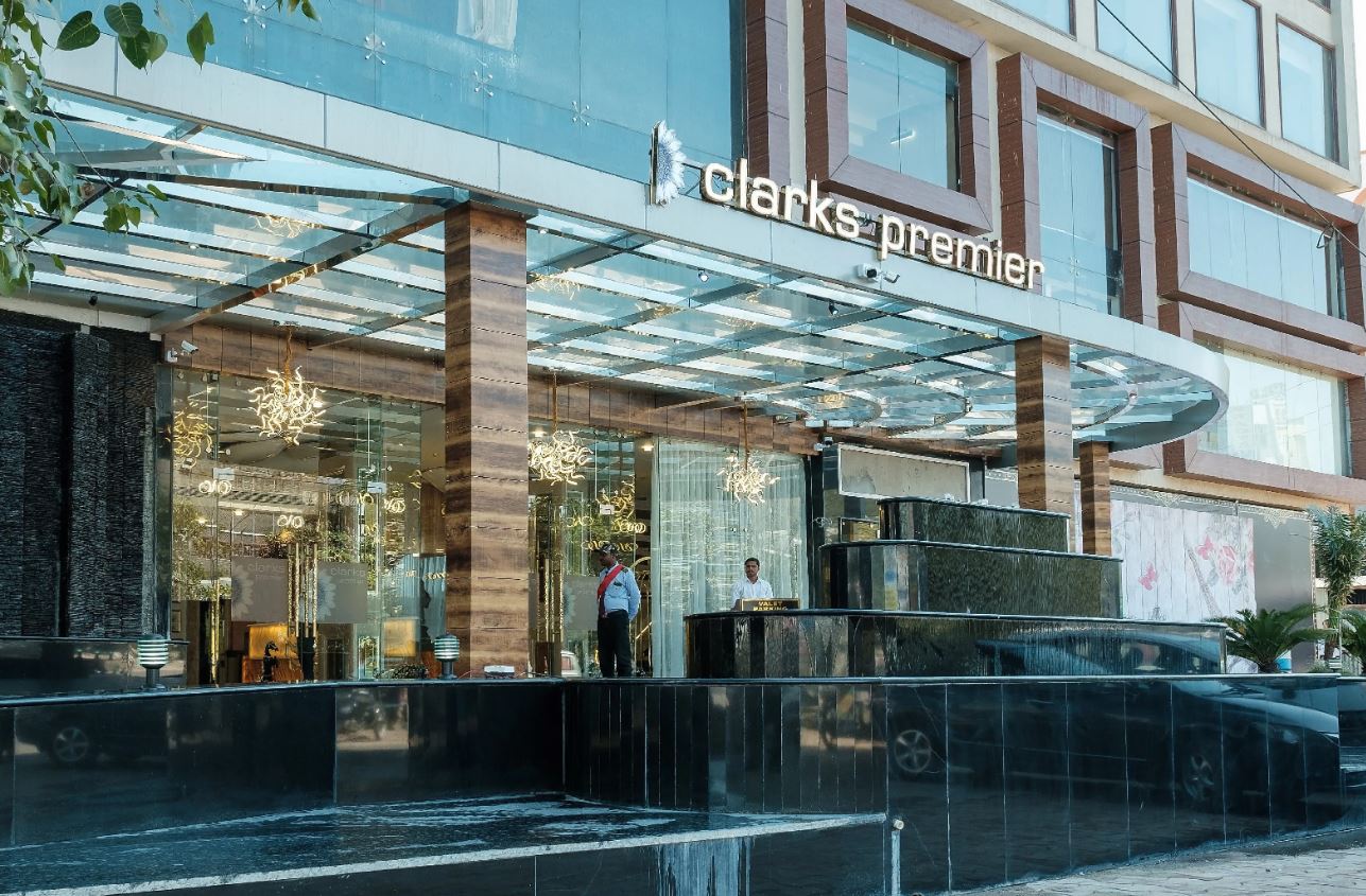 Clarks Premier