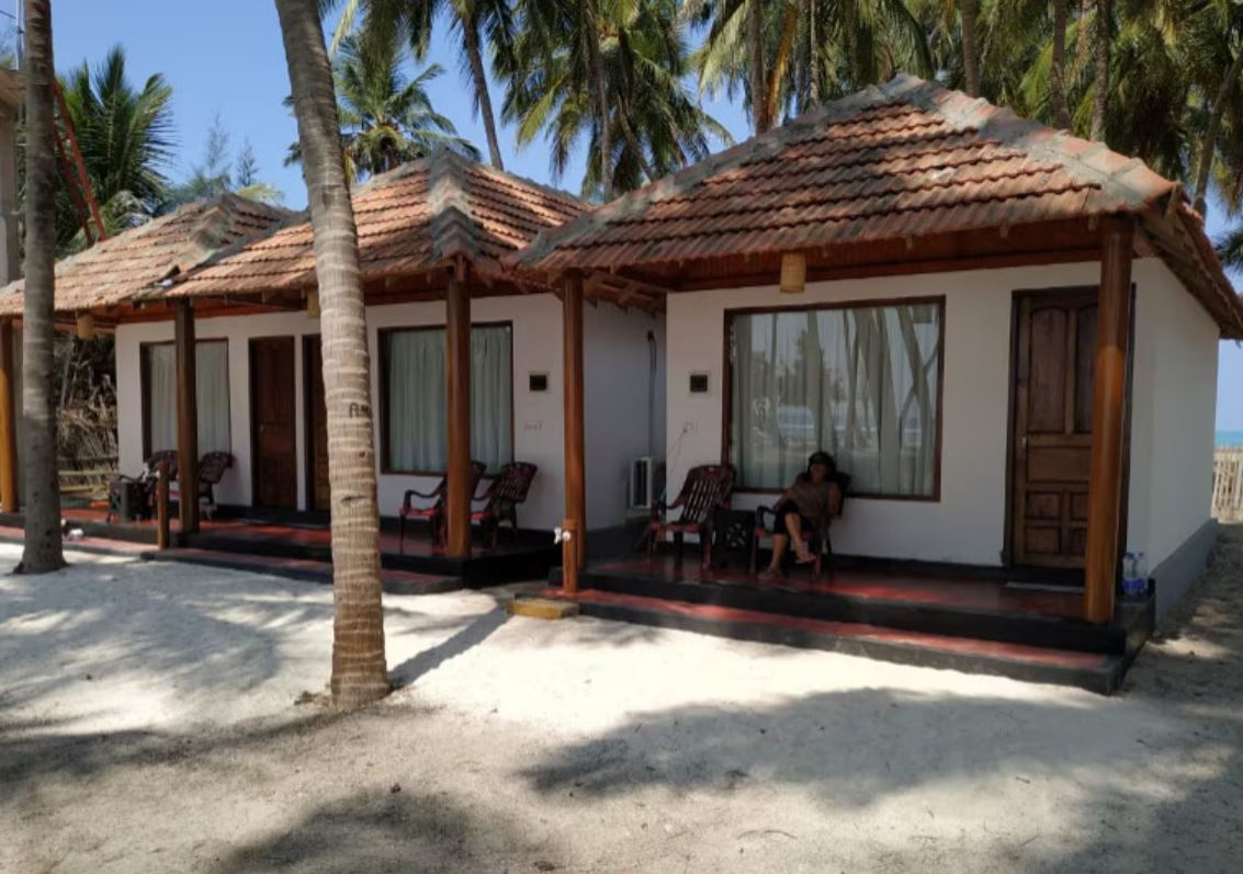 Coral Paradise Beach Resort