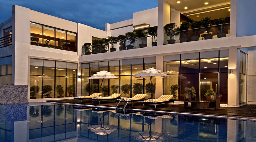 Golden Tulip Hotel