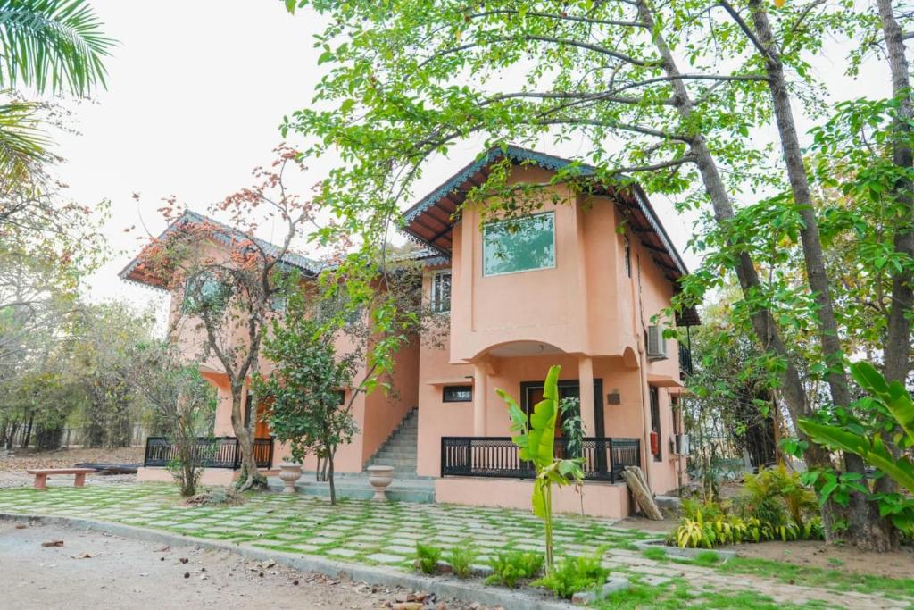 Nidhivann Wellness Retreat Resort