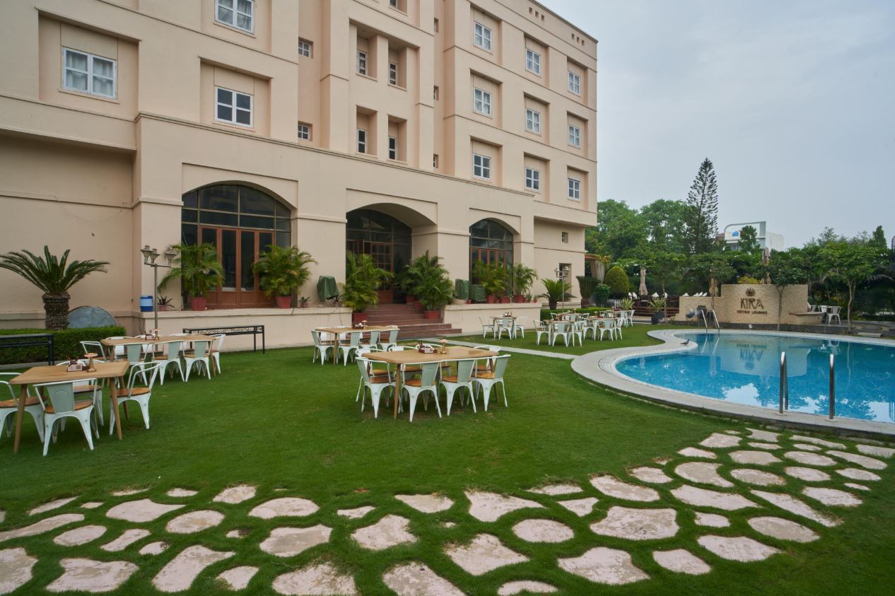 Hotel Paras Mahal